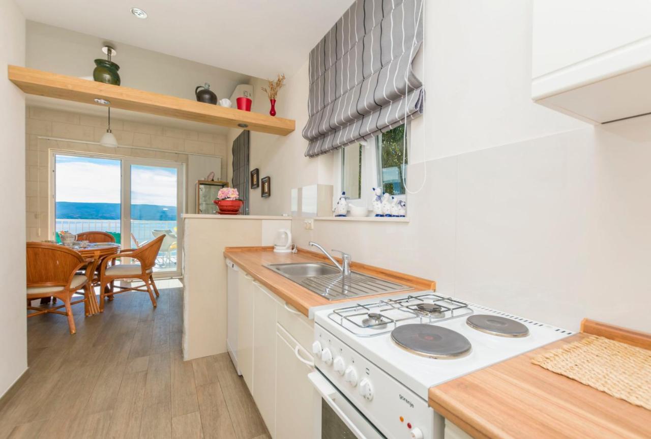 Apartments Luxury View Omiš Dış mekan fotoğraf
